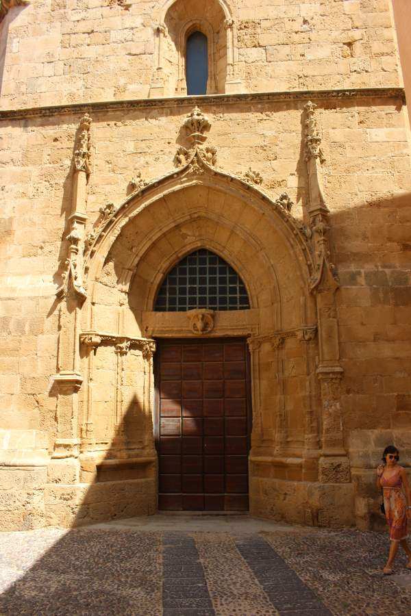 Kirche Alghero, Sardinien