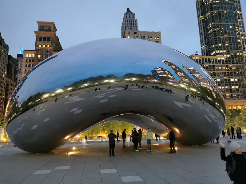 Chicago_Bean_Night