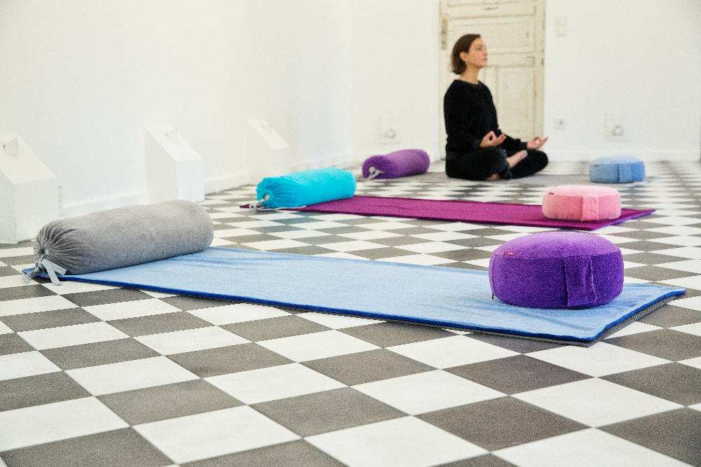Farbenfreunde-Yoga-Accessoires