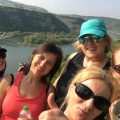 Frauen Wanderung auf dem Rheinsteig mit Blick ins Tal