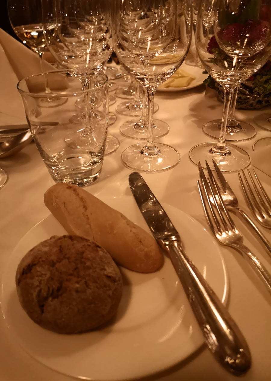 Dinner Event beim Rheingau Gourmet und Wein Festivals 2020 im Hotel Kronenschlösschen mit dem Sternekoch Vineet Bhatia aus London mit indischer Küche